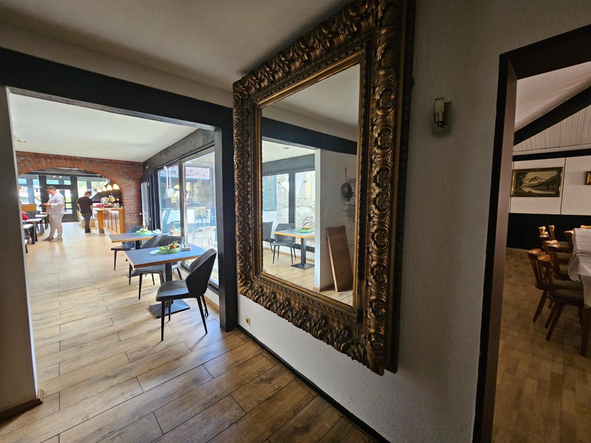 Hotel Zur Schmiede Heiningen Bagian luar foto